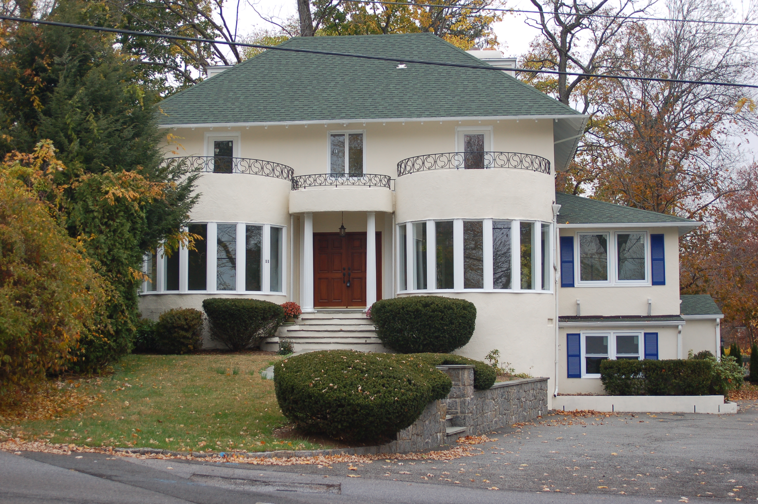 SOLD | 11 Braemar Ave, New Rochelle, NY