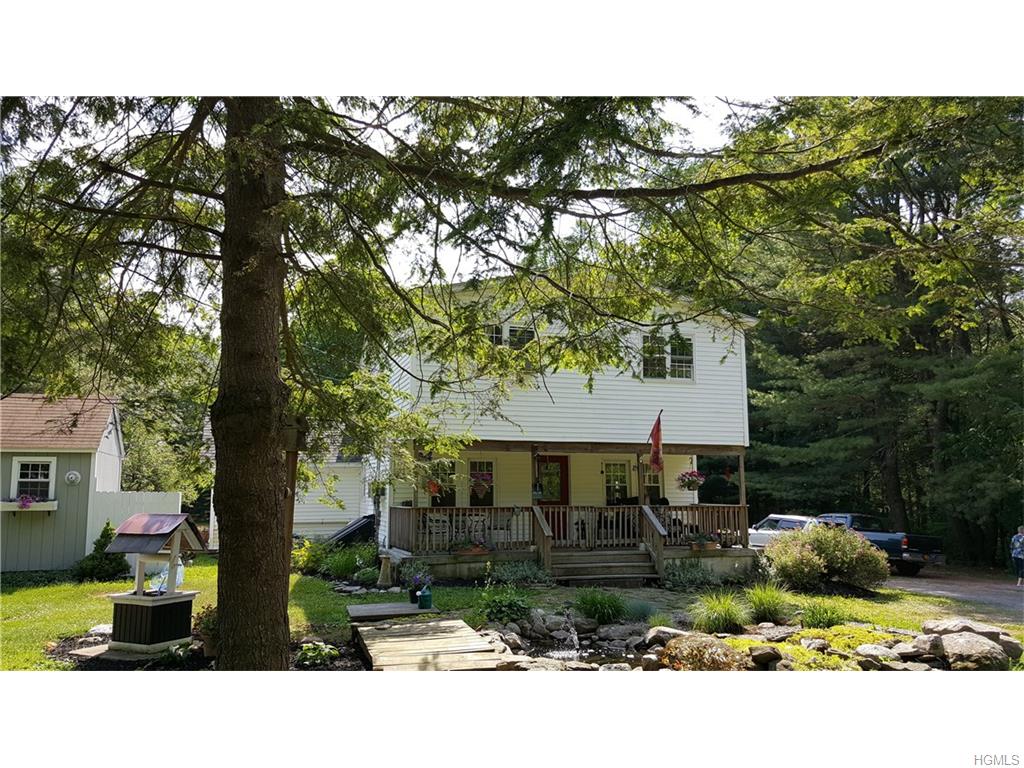 SOLD | 260 Old Sackett Road, Rock Hill NY 12775 | 1900’s Farm House on 1.9 acres in Park-Like Setting