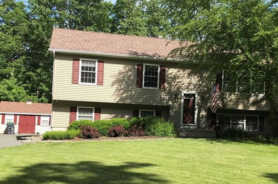 SOLD | 170 Alexander Road, Monroe NY 10950 | Beautiful Bi-Level with Private Setting